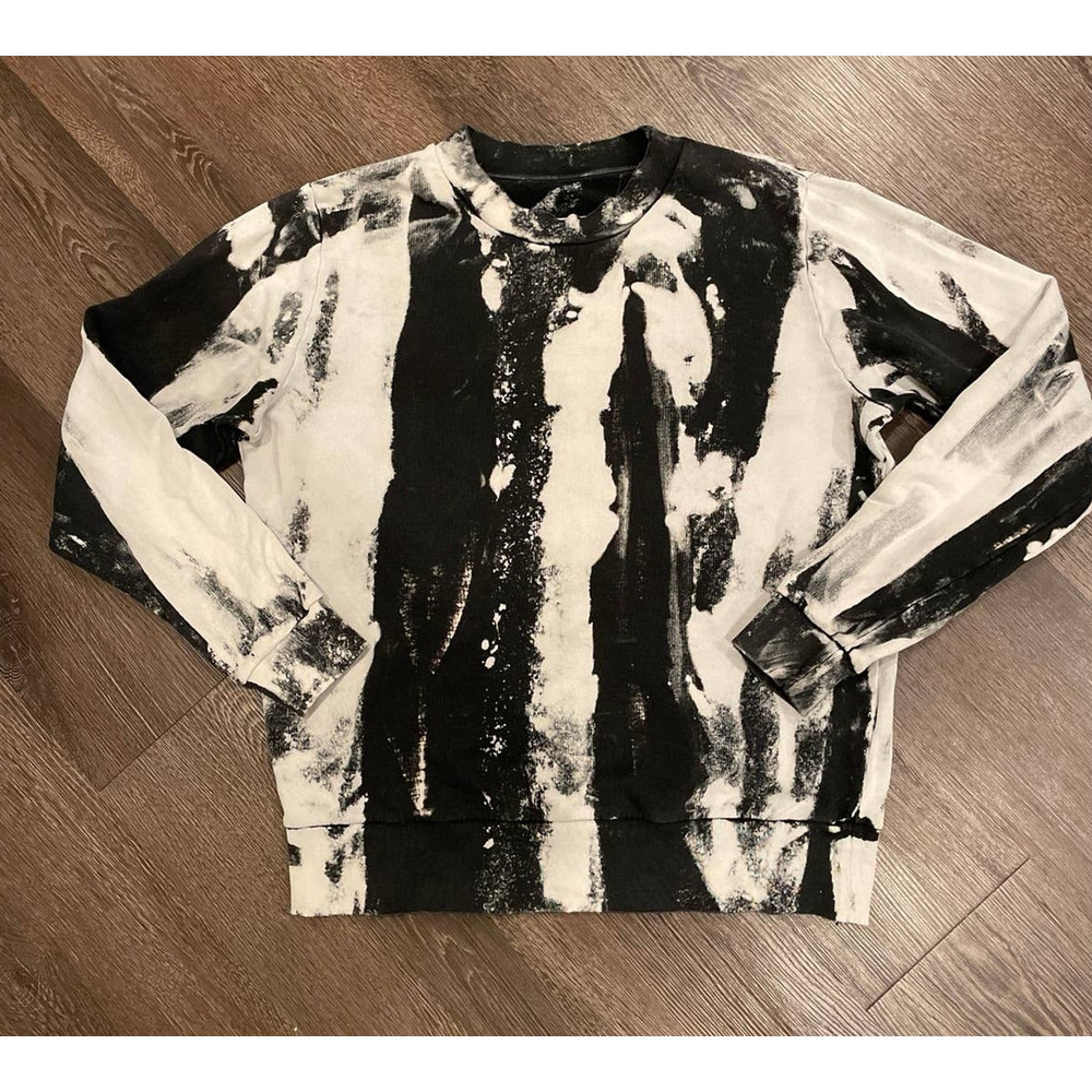 🍙 MM6 Acid wash crewneck sweatshirt black white size small